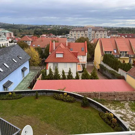 Panorama View In Center 아파트